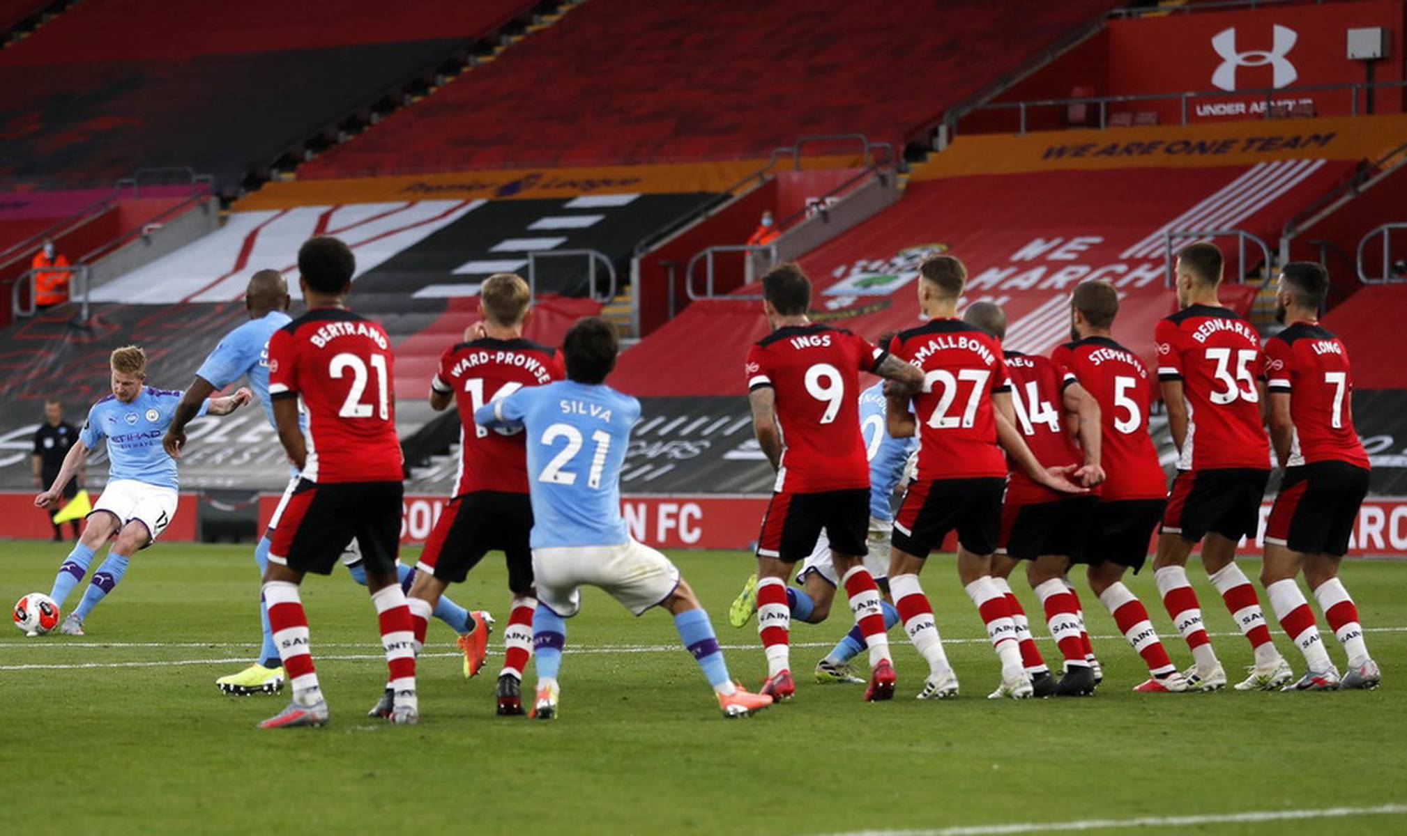 通过内部交 通过内部交