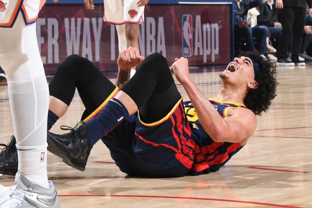 欢呼不已 欢呼不已